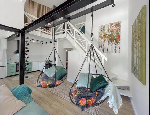 2 BEDROOM PROPERTY TO RENT IN HOUT BAY CENTRAL